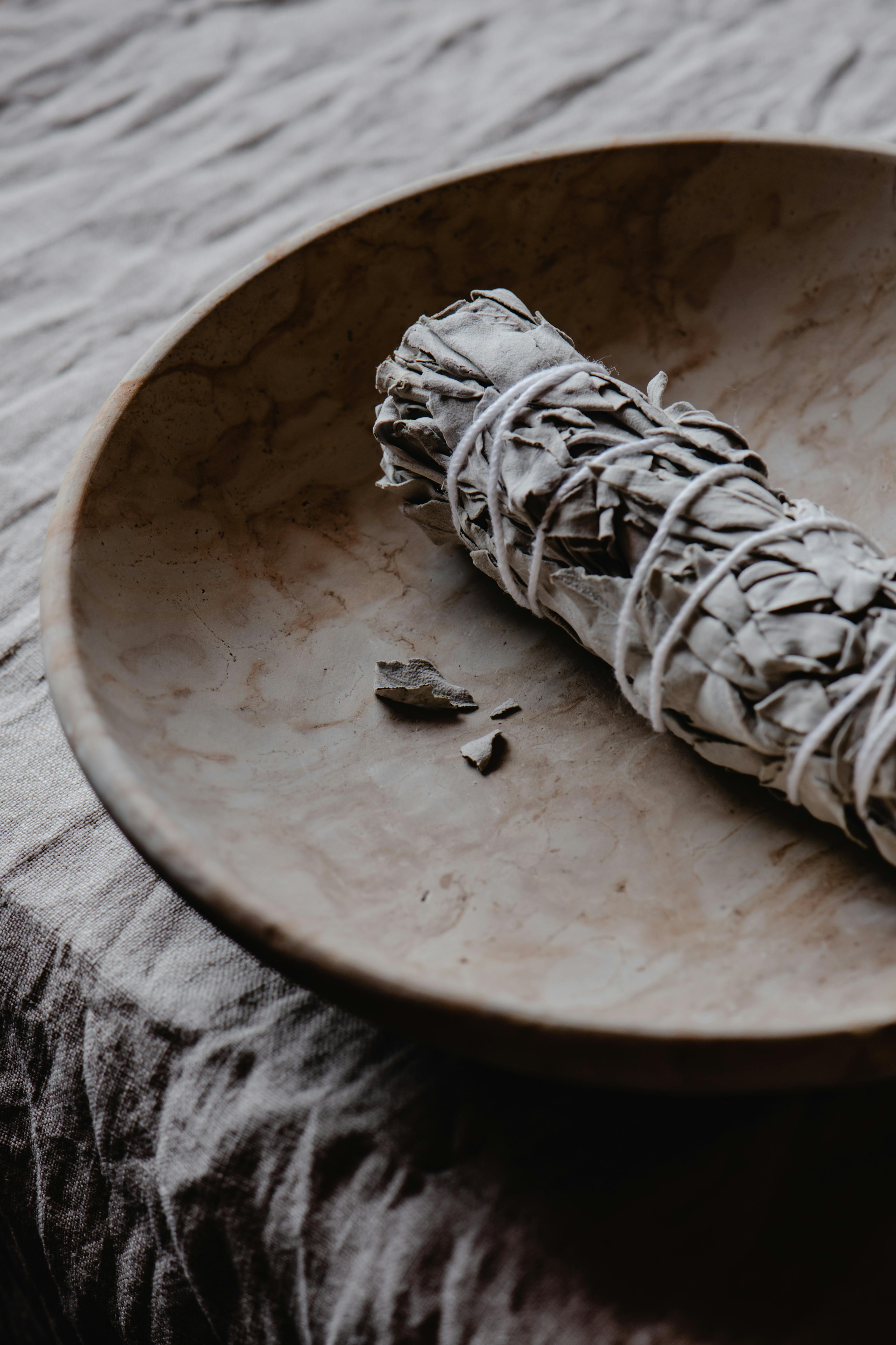 4-Inch White Sage Smudge Stick – Purify, Cleanse, and Renew